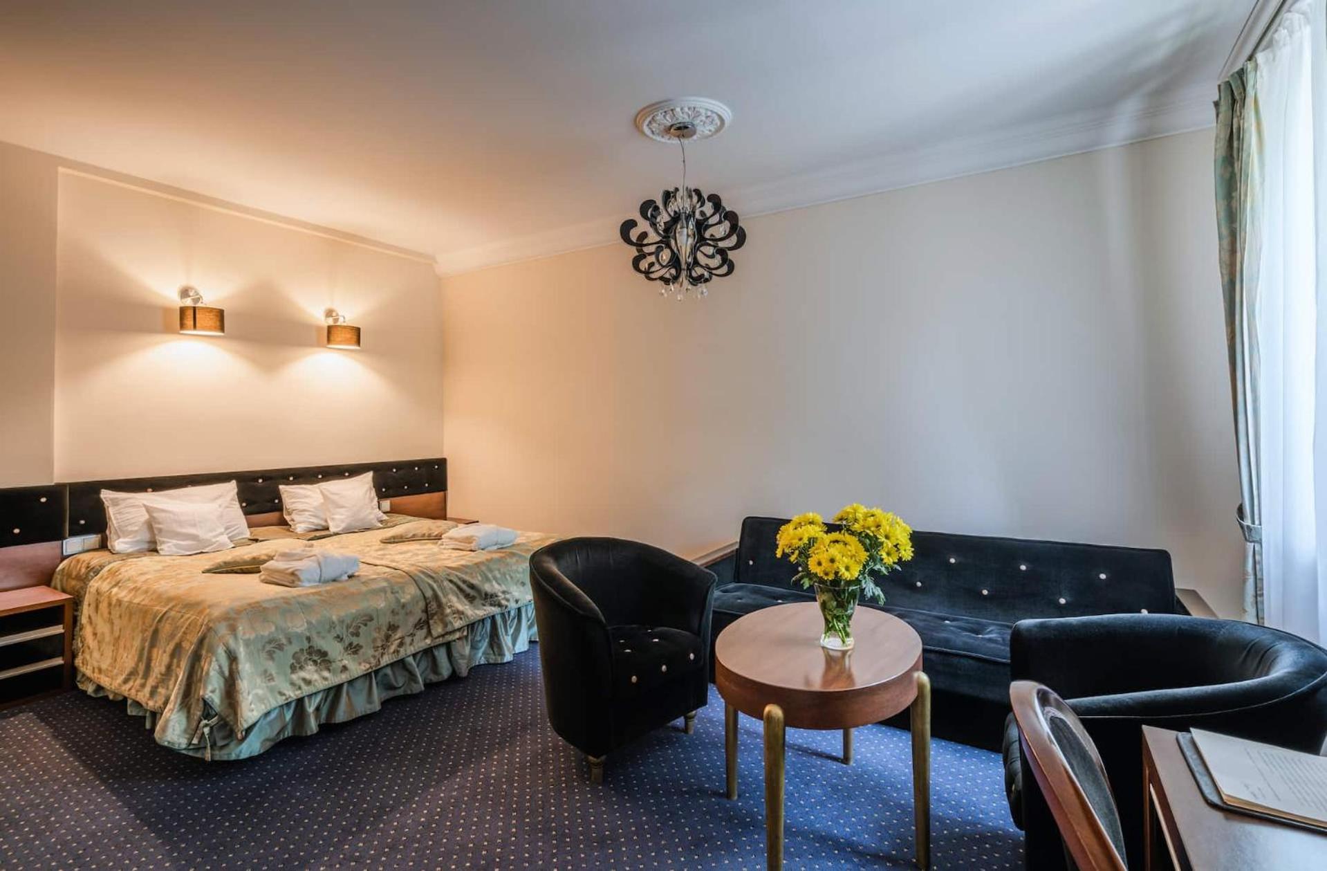Dwor Hotel&spa 4* Kombornia