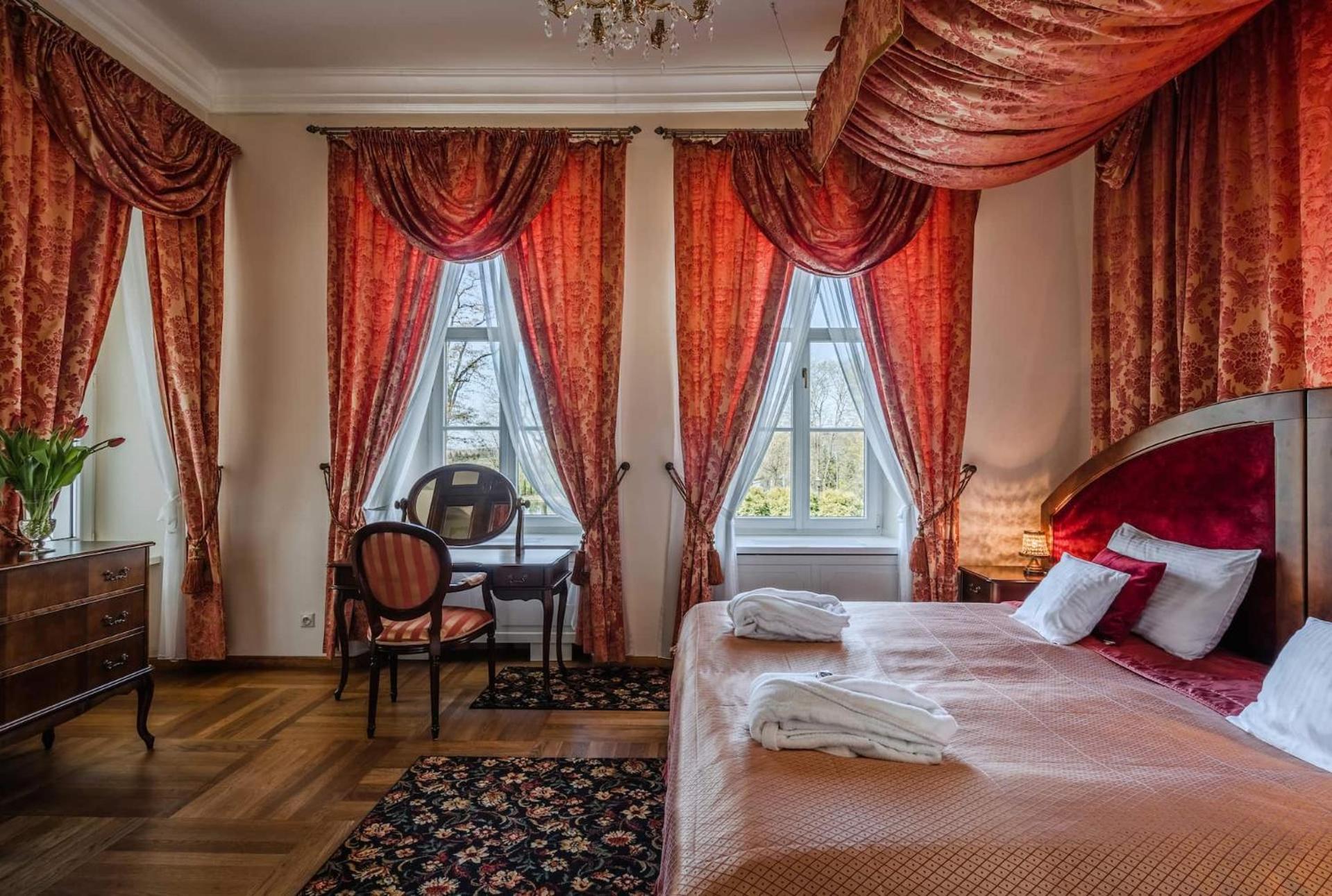 Dwor Hotel&spa 4* Kombornia